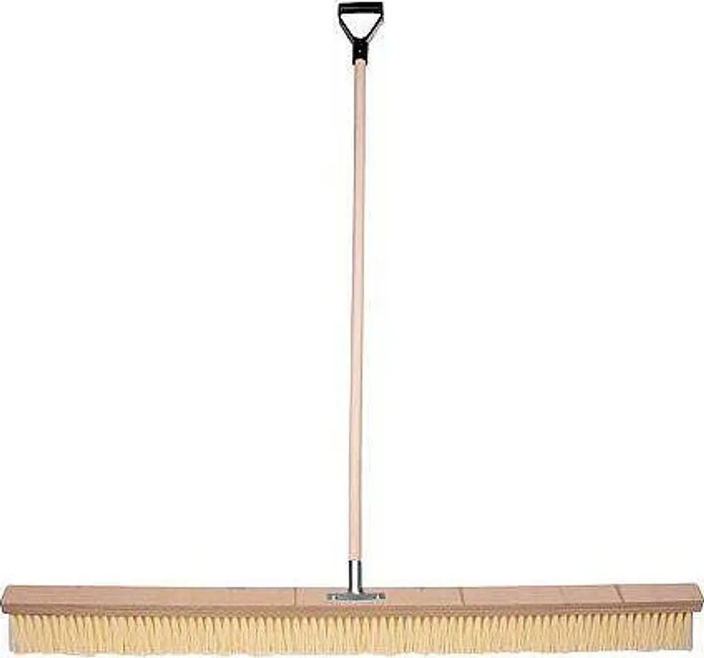 Balai de piste en terre battue avec manche 140 cm pour clubs de tennis