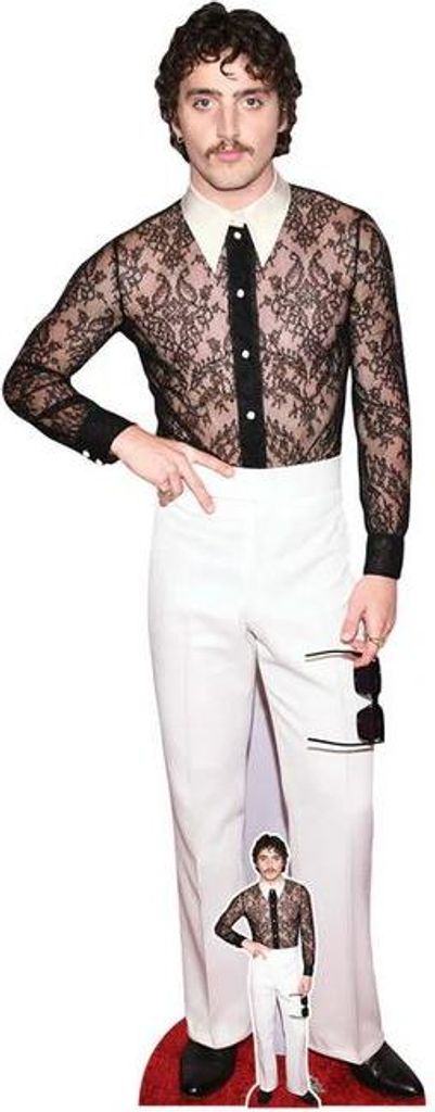 Benson Boone - Lace Shirt - Pappaufsteller 71x185 cm