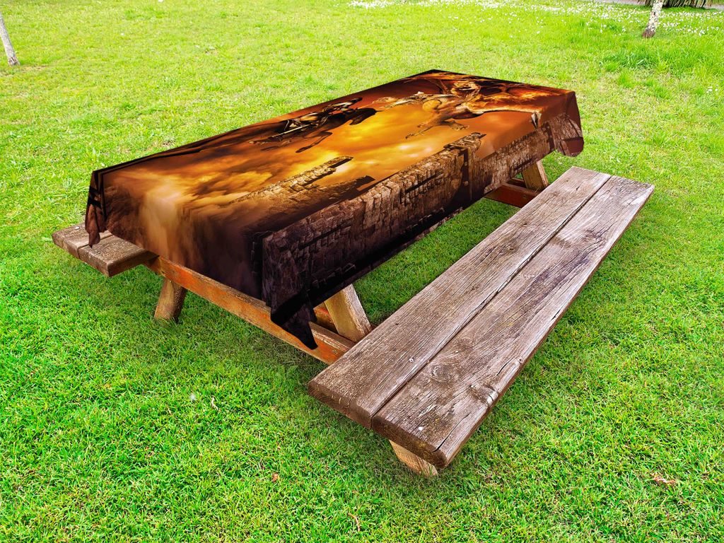 ABAKUHAUS Modern Tischdecke Outdoor, Kinder Kindergarten mit einem Ritter auf einem Pferd Schloss Mystic Fairytale Artwork Print, Schwarz und Marig...