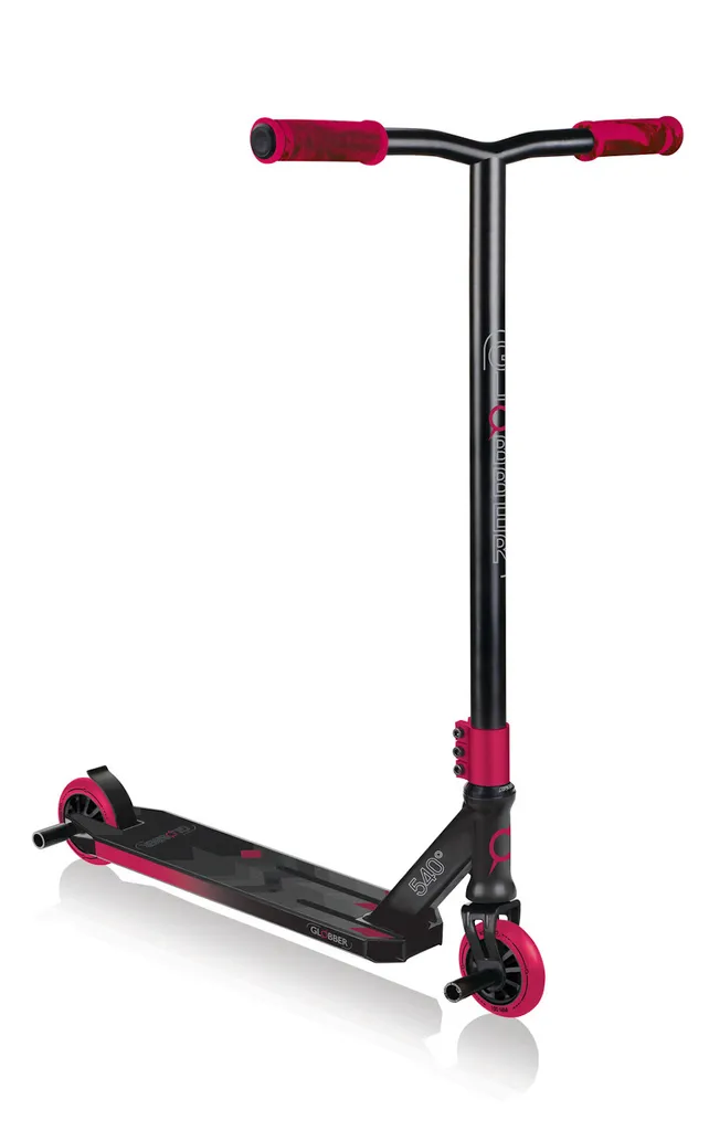 Globber GS 540 Trottinette Freestyle Noir/Rouge - Robuste et Agile