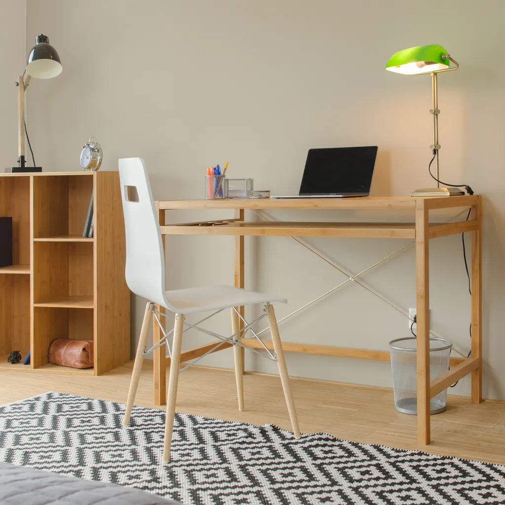 Table d'ordinateur pour optimiser l'espace petit bureau bois pratique - 2