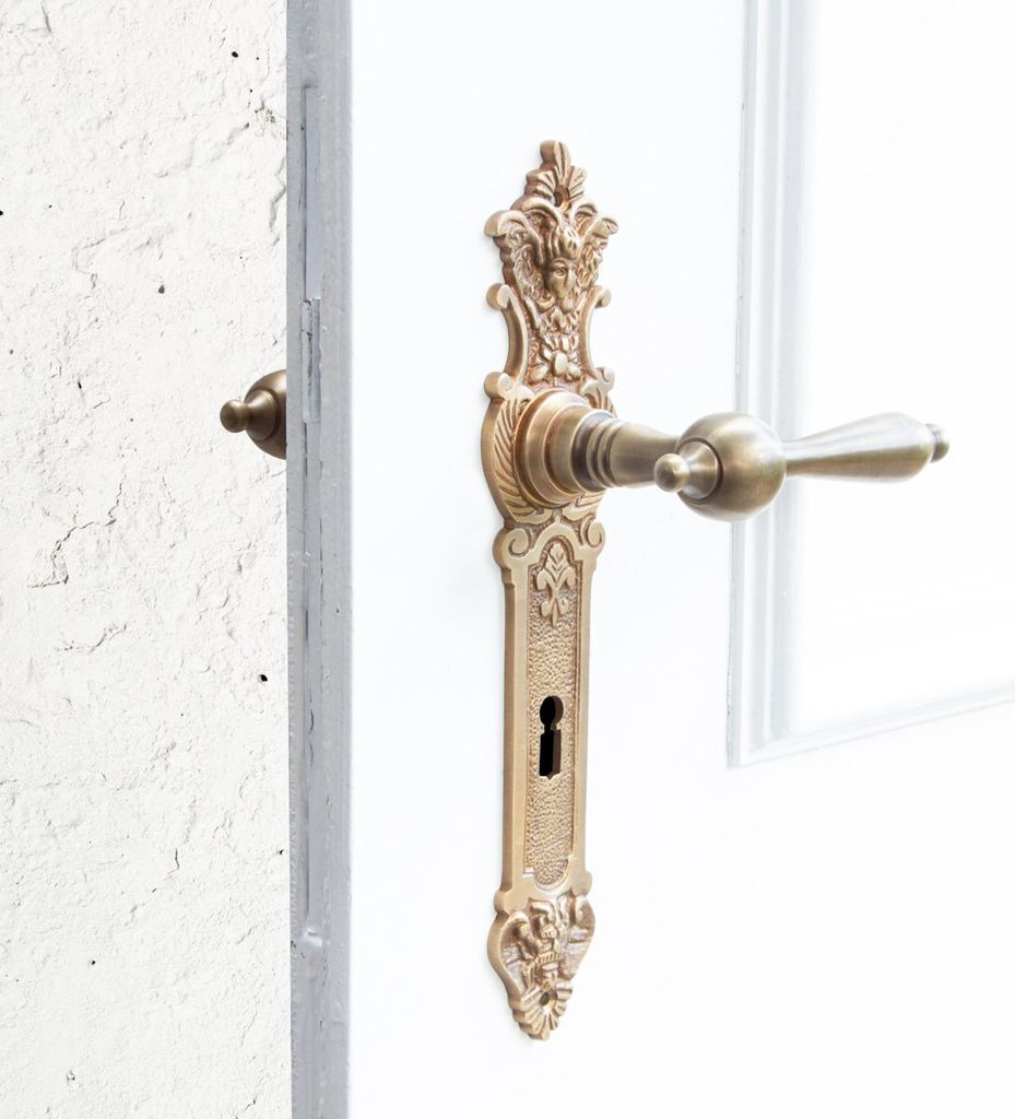 Drückergarnitur für Zimmertüren - Langschild | BB72 | Messing patiniert