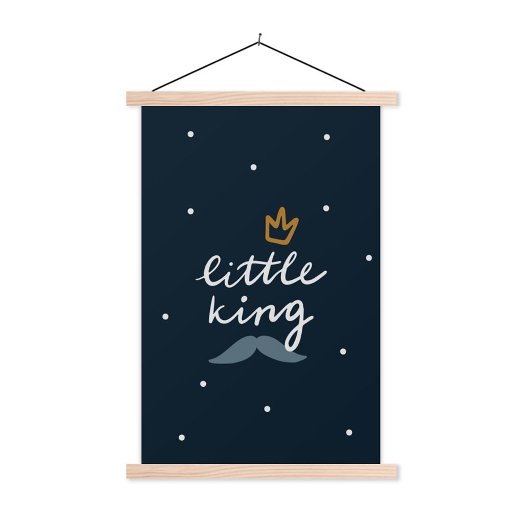 MuchoWow Textilposter Zitate - Sprichwörter - Kleiner König - Kinder - Baby - Kleiner Junge 60x90 cm mit holzfarbenen Rahmen - Textil