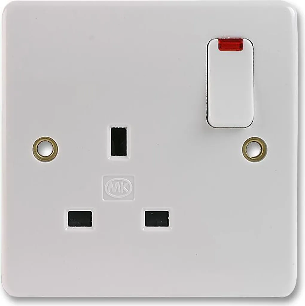 MK Logic Plus Prise 13A Commutée avec Néon Blanc DP 1 Gang K2747WHI
