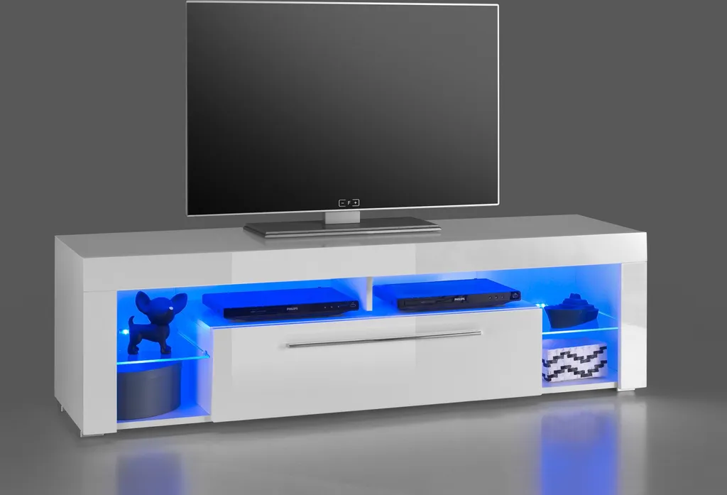 Meuble TV Greta blanc brillant - Rangez vos câbles avec style en 153 cm