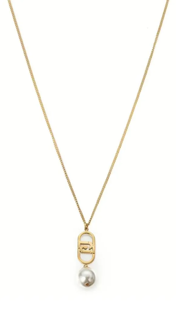 Collier plaqué or hypoallergénique avec perle : le bijou sans irritations