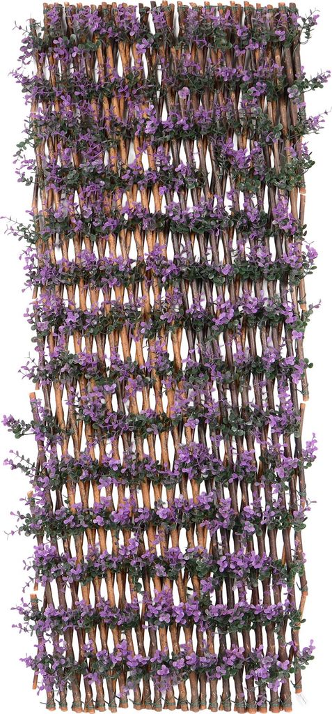 Sichtschutz aus Weide mit Blättern und lila Blüten
