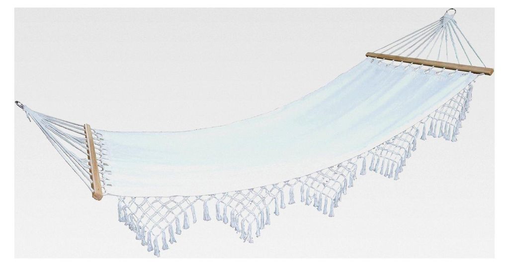 SVITA Luxushängematte mit Macramé und Holzrahmen in Beige