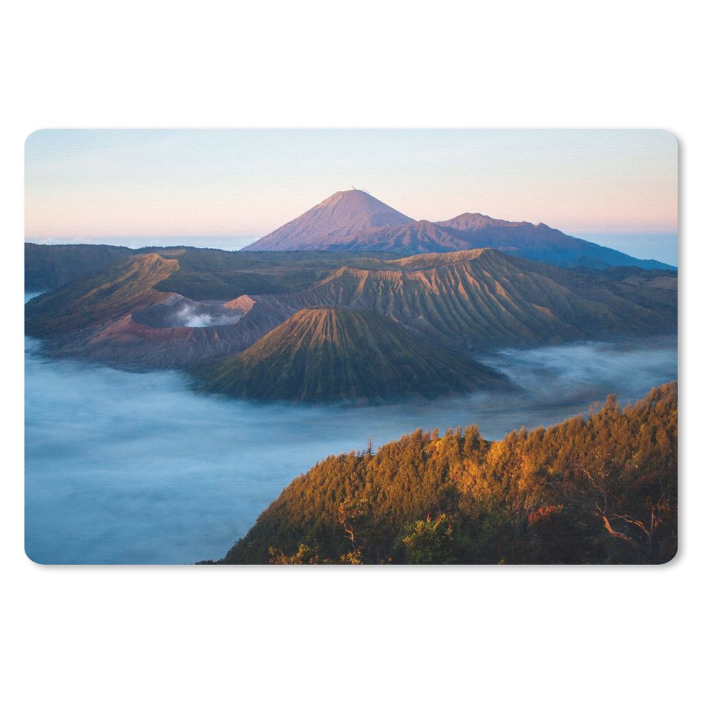 MuchoWow Schreibtischunterlage Vulkan - Natur - Nebel 60x40 cm - XXL Mauspad - Großes Mauspad