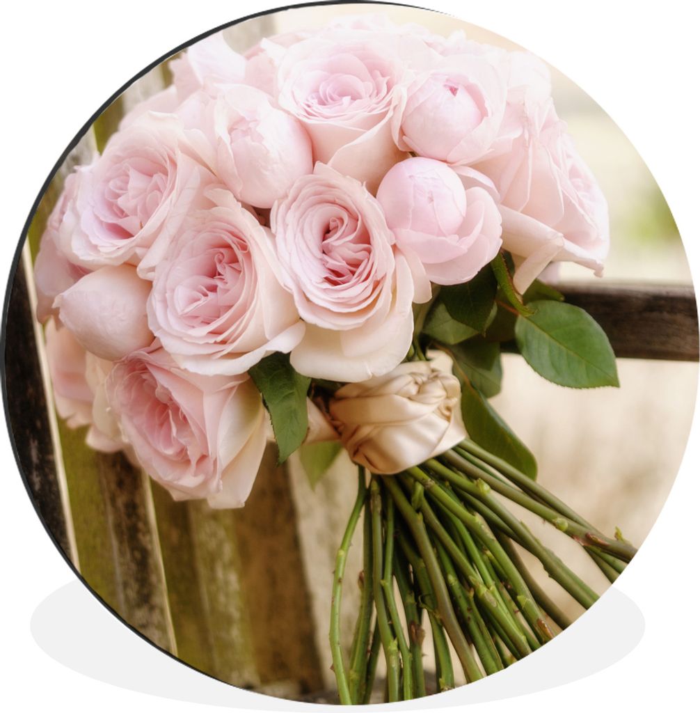 MuchoWow Aluminium Wandkreis Ein Blumenstrauß aus rosa Rosen auf einer Holzbank Ø 90 cm Wanddeko Modern Wohnzimmer - Mauerkreis - Wandbilder - ...