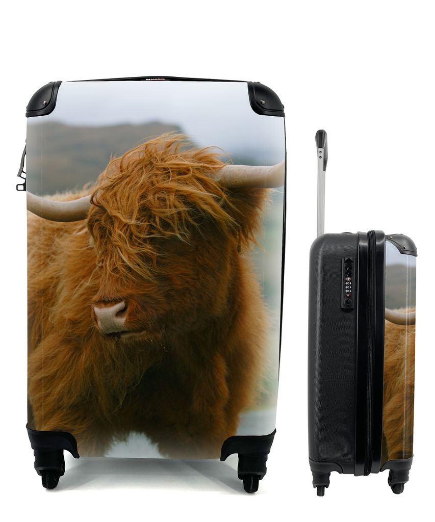 MuchoWow Koffer Handgepäck Trolley Rollkoffer Kleine Reisekoffer mit 4 Rollen - Schottischer Highlander - Berg - Straße - Cabin Size < 55x40x23...