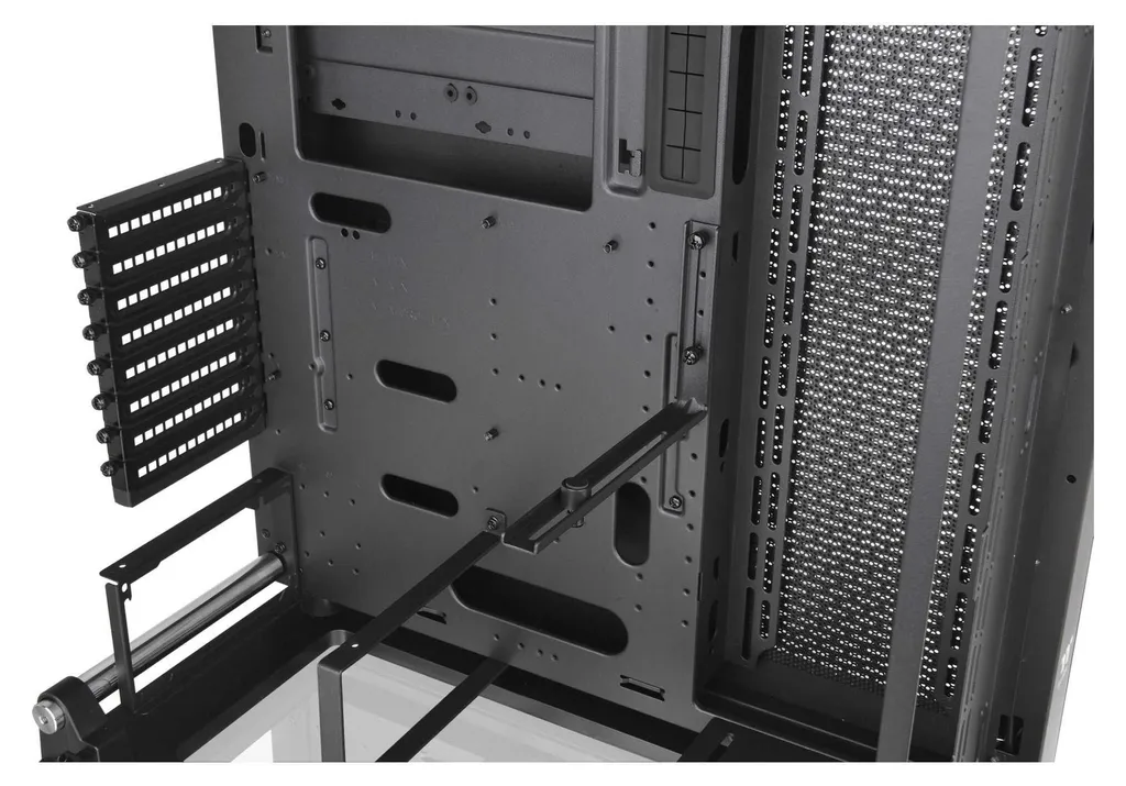 Thermaltake Core P3 TG Pro Noir - Boîtier Modulaire avec Support 420mm - 12