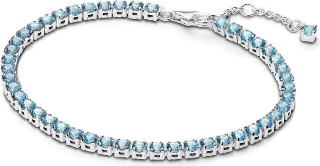 Bracelet Pandora argenté idéal pour offrir ou personnaliser ses charms