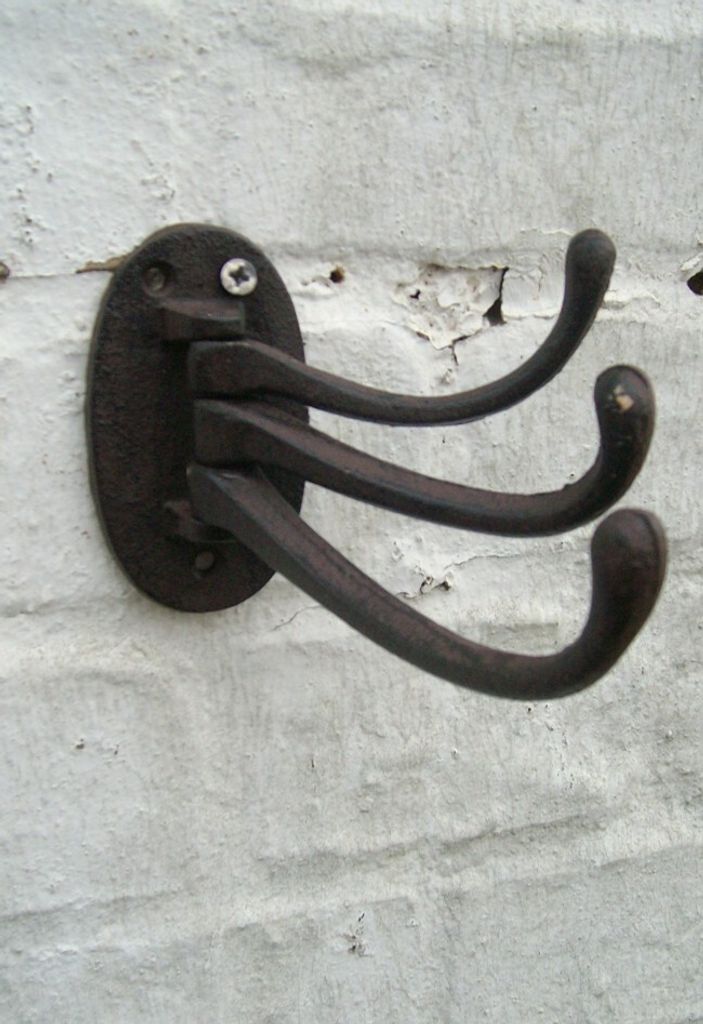 Dreifachhaken, Wandhaken, schwenkbar drehbar, Gusseisen braun Landhaus