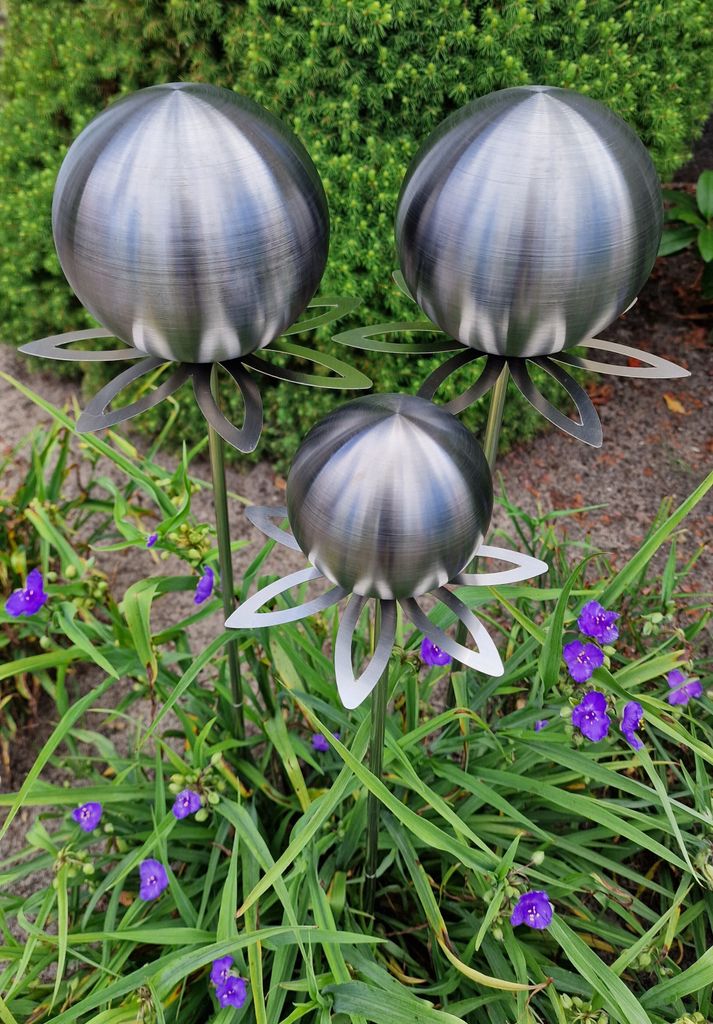 Blütenzauber Paris Rosenkugel 15/15/10 cm Edelstahl schwarz matt gebürstet Gartenstecker mit Stab 80 cm