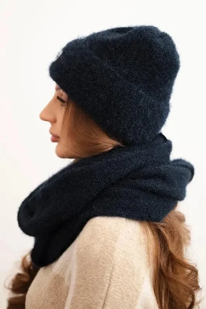 Set Regalo Invernale Donna: Cappello e Sciarpa Blu Navy Blu - 2