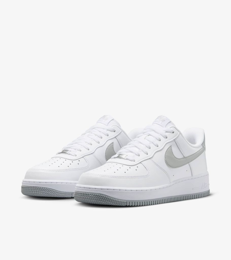 10.5 white air forces