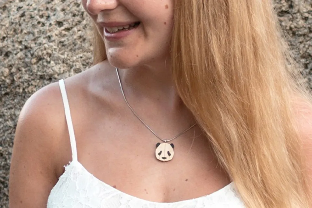 Collana Panda Legno Donna BeWooden: Accessorio Boho Chic Sostenibile - 8