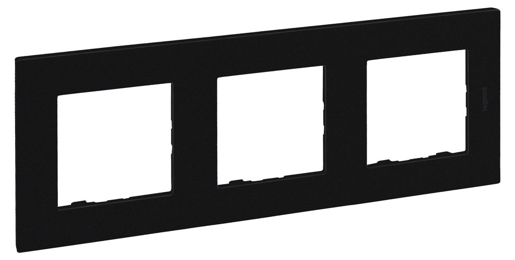 Legrand Niloe Step, trojitý rám, čierny, 1 ks. Obrázok produktu 