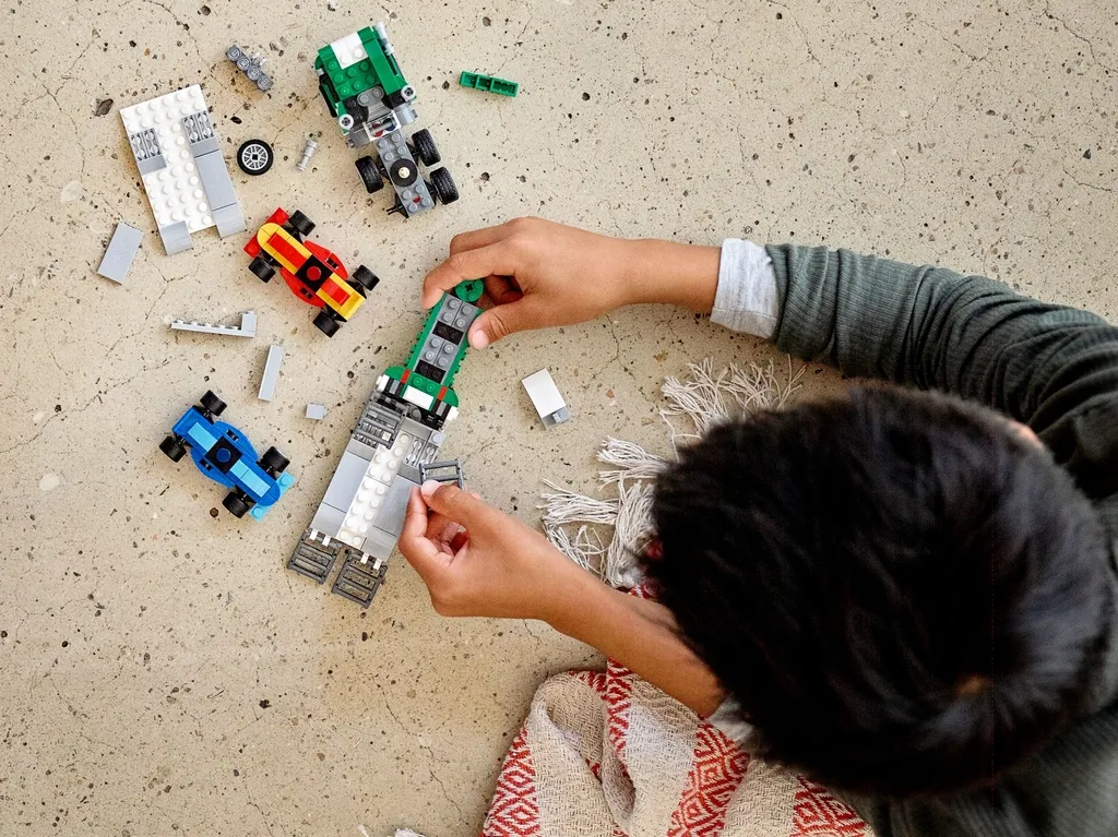 Jeu de construction camion de transport LEGO Creator 3 en 1 modulable - 37