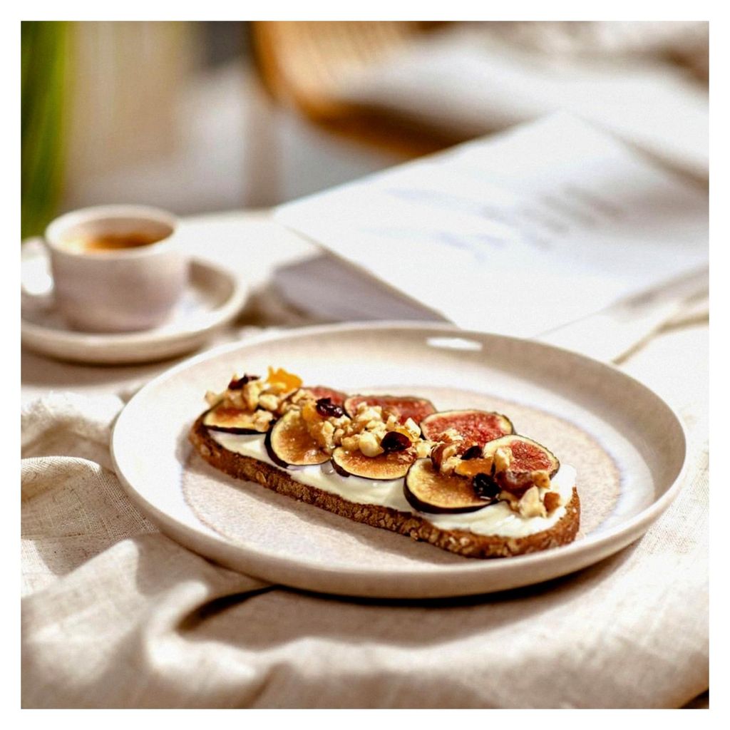 Frühstücks-Set Perlemor Sand 6-teilig für 2 Personen Beige, Spülmaschinenfest, Mikrowellensicher, Geschirrset mit Frühstückstellern, Tassen u...