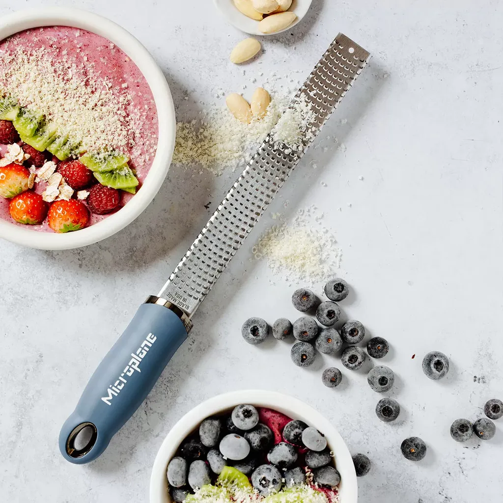 Grattugia Zester Microplane Acciaio Inox Professionale per Limone e Formaggio - 15