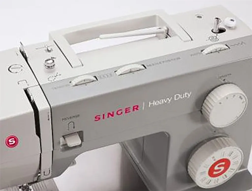 Machine à coudre robuste Singer 4411 avec moteur puissant 10 points - 11