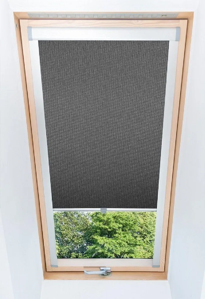 Store pour Velux 089 Occultant Gris Foncé - Isolation et Noir Complet