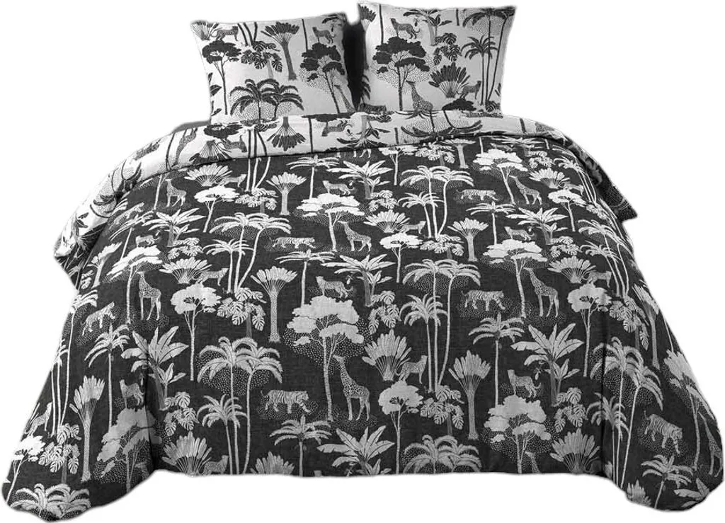 Rénovez votre chambre avec la housse de couette girafe panthère 3 pièces