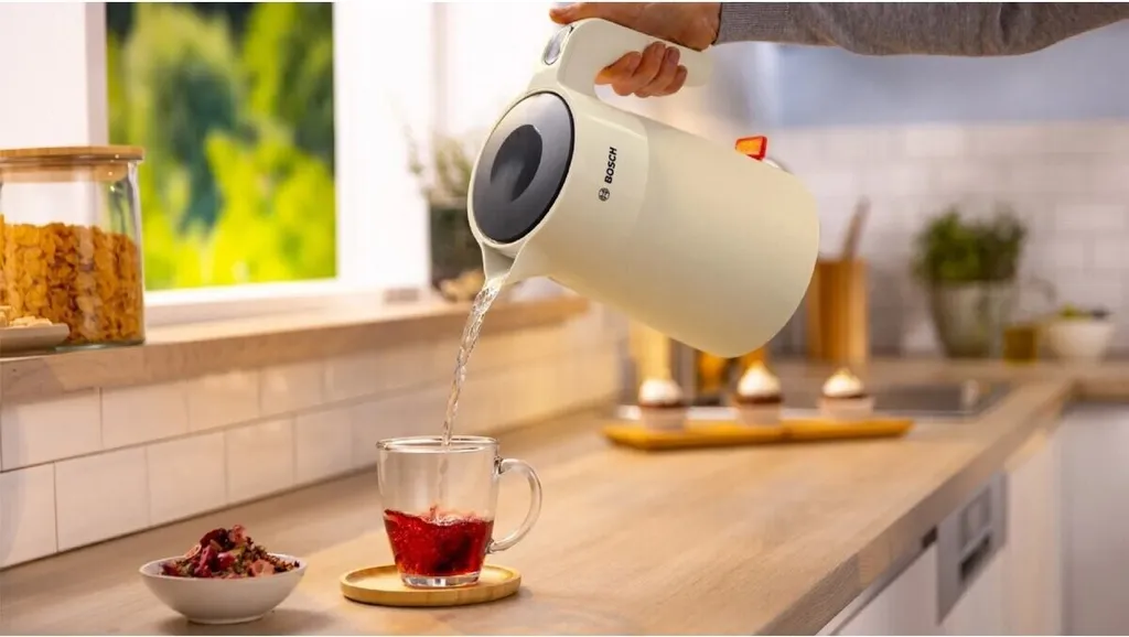 Bouilloire Bosch TWK 2M167 Idéale pour Thé et Café Préparation Rapide