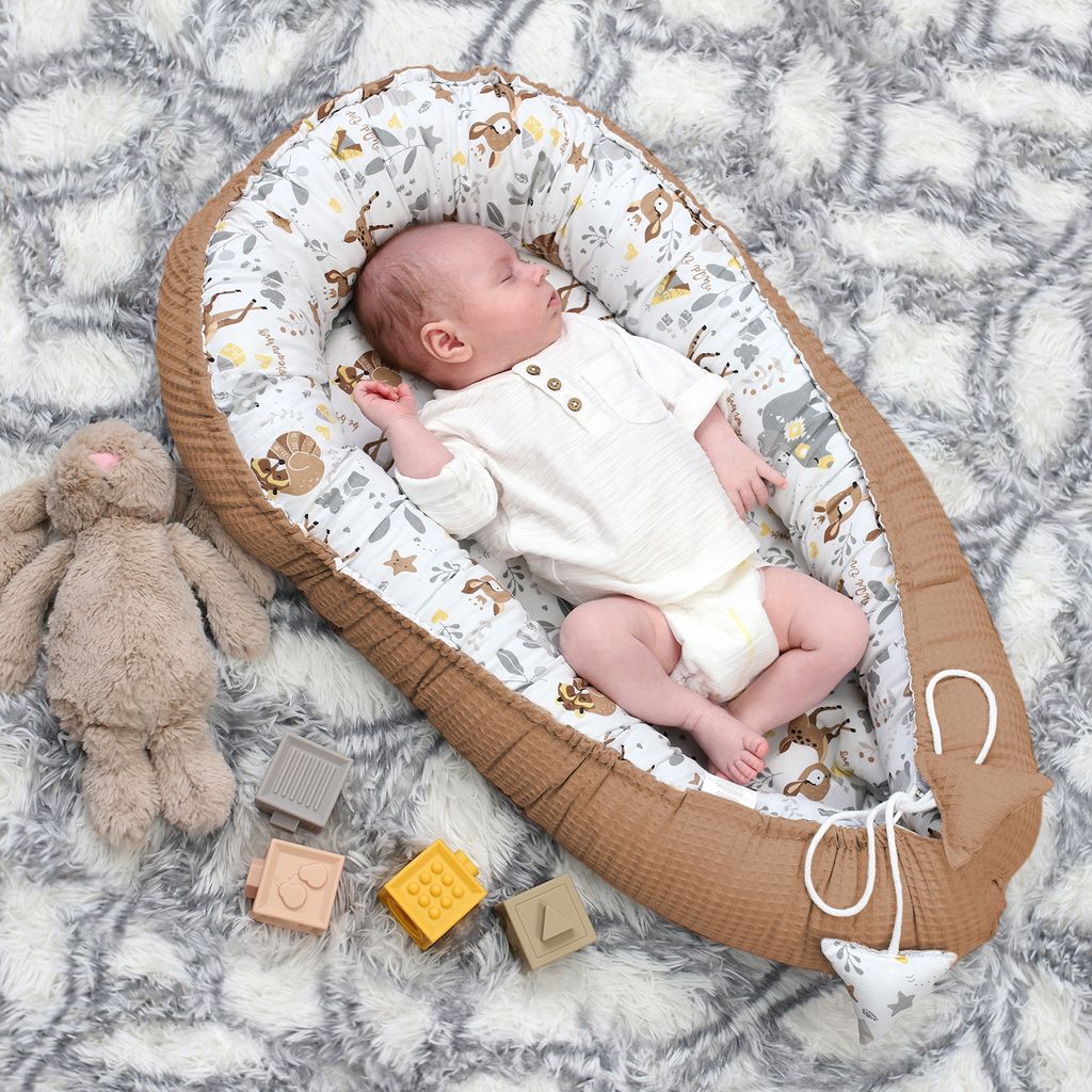 Babynest Newborn Baby Bumper 90×50 Cm - Cocoon Handgemaakt Dubbelzijdig Te Gebruiken Van Katoen Met Oko Tex Patroon Met Reeen