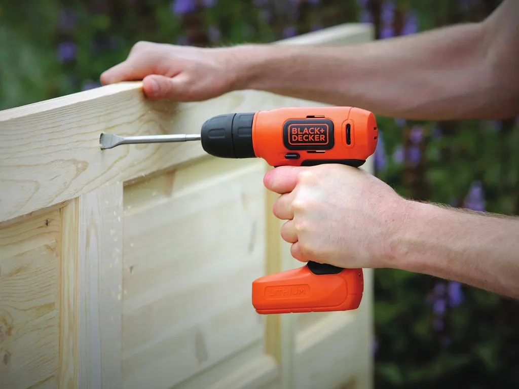 Trapano Avvitatore Compatto Black & Decker 7.2V BDCD8: Zero Sforzo - 15