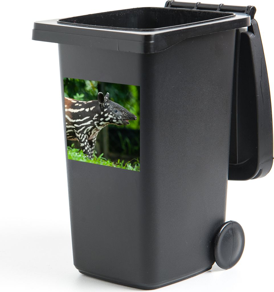 MuchoWow Mülltonnenaufkleber Junger Tapir im Dschungel 40x40 cm - Abfall-Aufkleber - Container - für Abfallcontainer