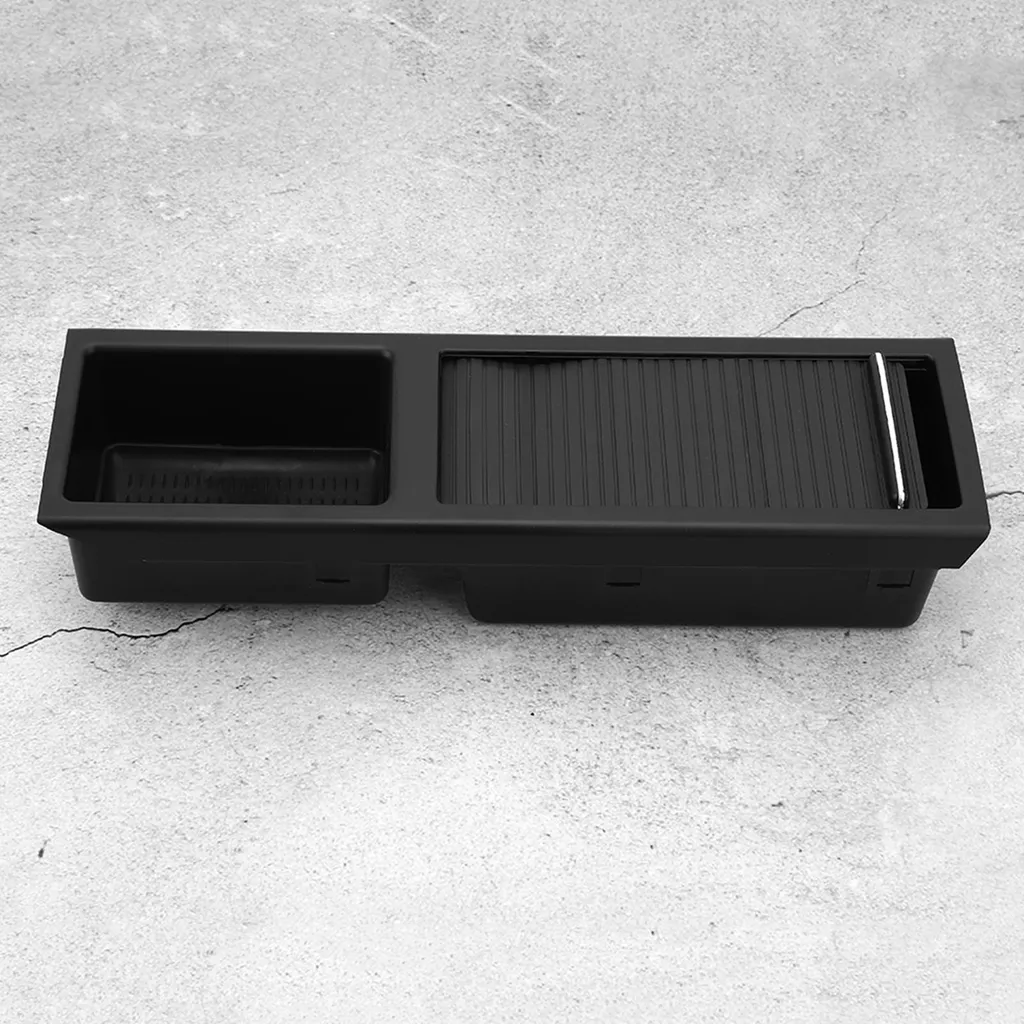 Remplacer Insert Console BMW E46 usé - Référence 51167038323 Noir - 6