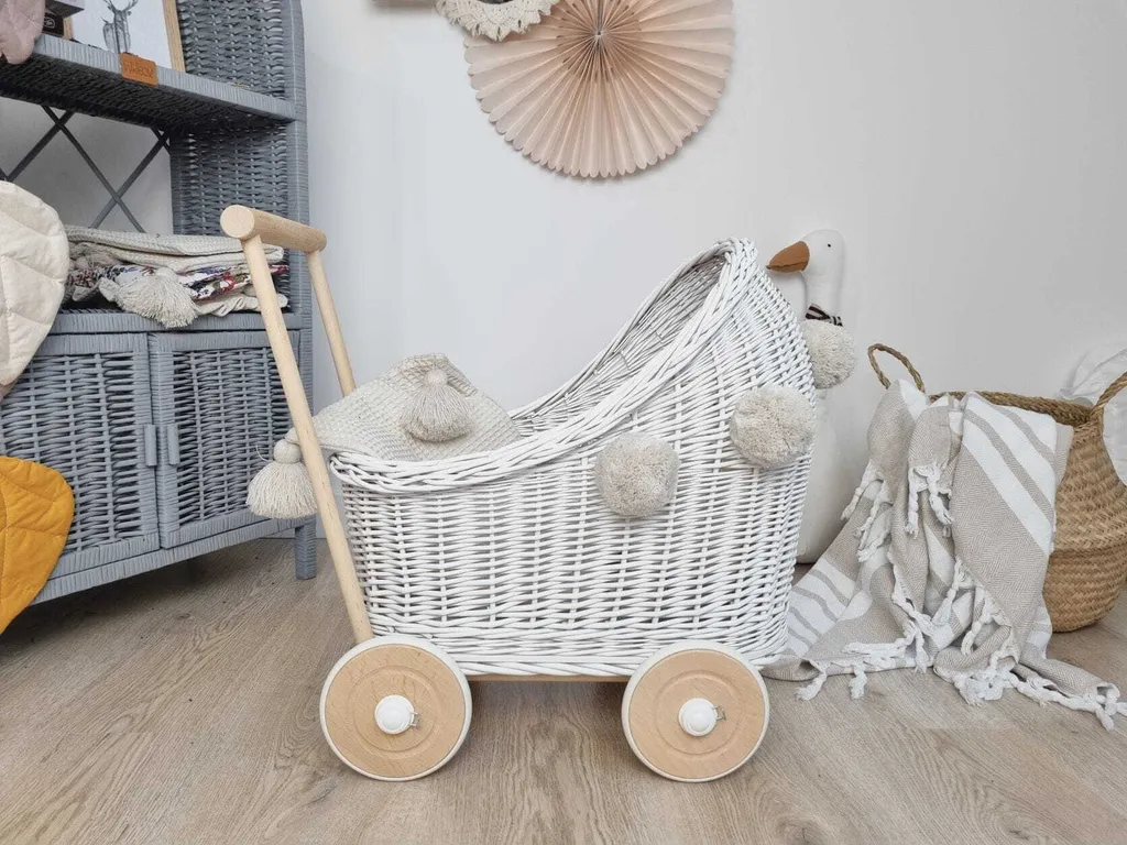 Poussette poupée osier avec roues silencieuses et literie coton WikliBOX