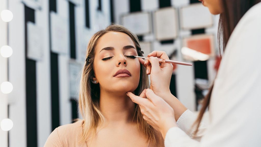 Jochen Schweizer Make-up Beratung München; Erlebnis verschenken oder selbst erleben; Gutschein gültig für 1 Person