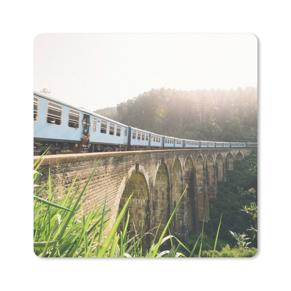 MuchoWow® Mauspad Mousepad Ein Zug über eine Brücke 30x30 Produktbild 