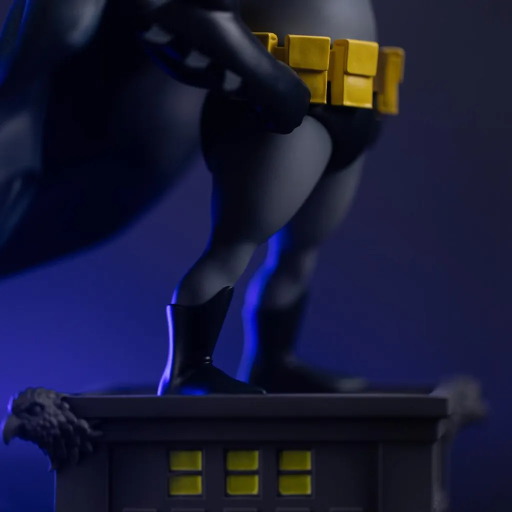 Statuette Batman Dark Knight Style Animé Iron Studios Finition Main