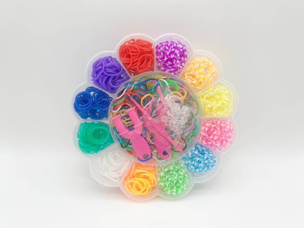 Set mit 900 Gummibändern zur Herstellung von Loom-Band-Armbändern - Blume