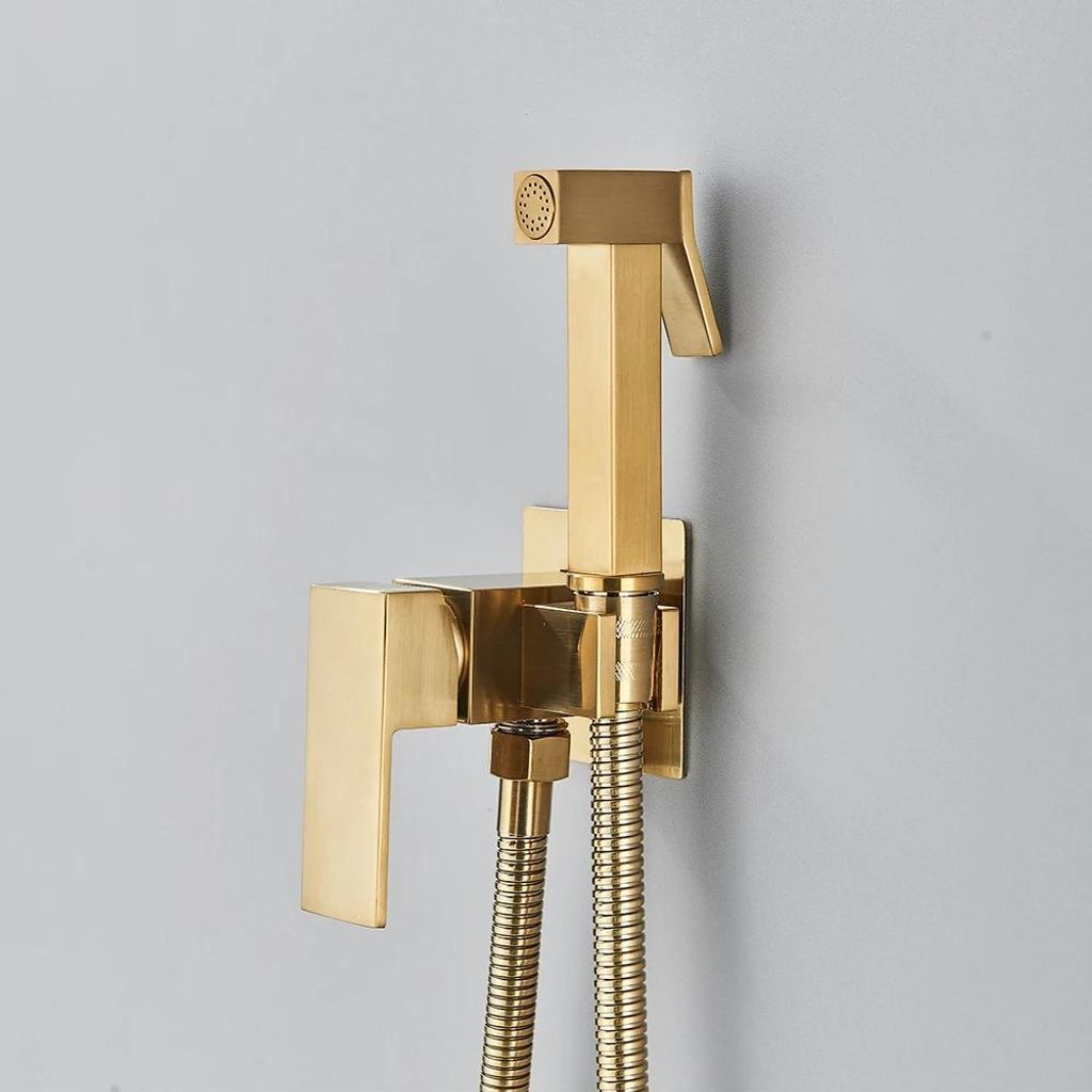 Hygienedusche Bidet-Handbrause - Wandmontierte Mischbatterie - Warm/Kalt - 2-Loch - Horizontaler Strahl - Eckiger Kopf - Lila