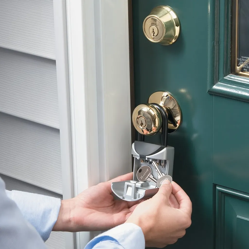Boîte à clés sécurisée Master Lock 5406EURD à combinaison et anse - 3