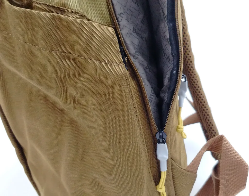 Sac à dos Bench beige pour le travail et les sorties - Format idéal - 9