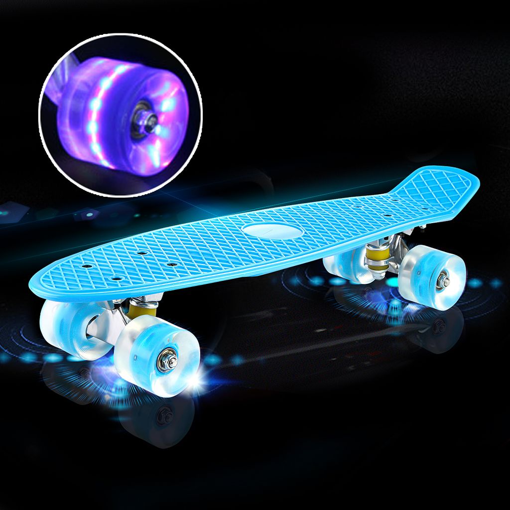 22 Zoll Skateboard Pennyboard Komplett Funboard Longboard Kickboard mit LED-Rad 