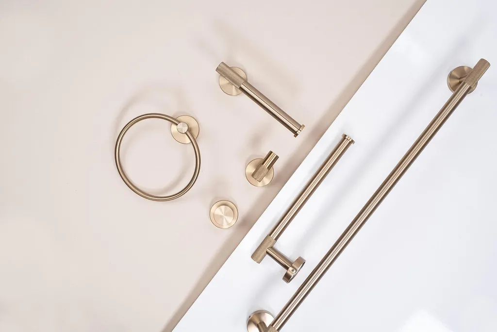 Appendino Bagno Robusto REA 6606A Modern Gold - Soluzione Anti-Caduta - 5