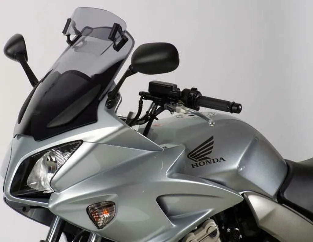 Bulle touring moto MRA VT avec spoiler pour les longs trajets et voyages