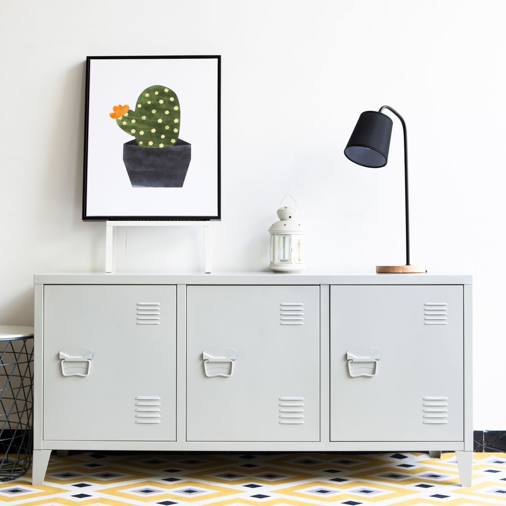 Armoire TV 'Kotka' avec 3 portes métal 113 x 40 x 58 cm Image du produit 