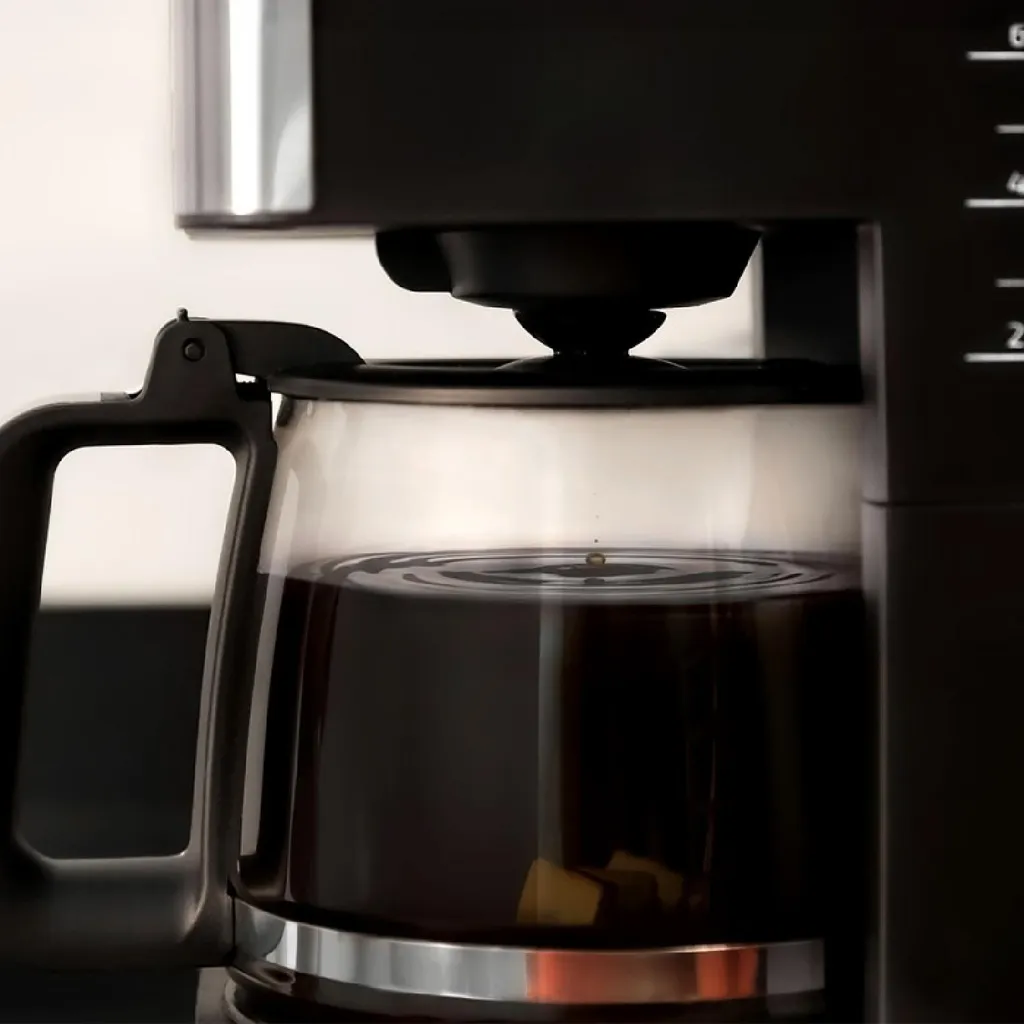 Machine à café Cecotec pour petit-déjeuner familial Argent Coffee 56
