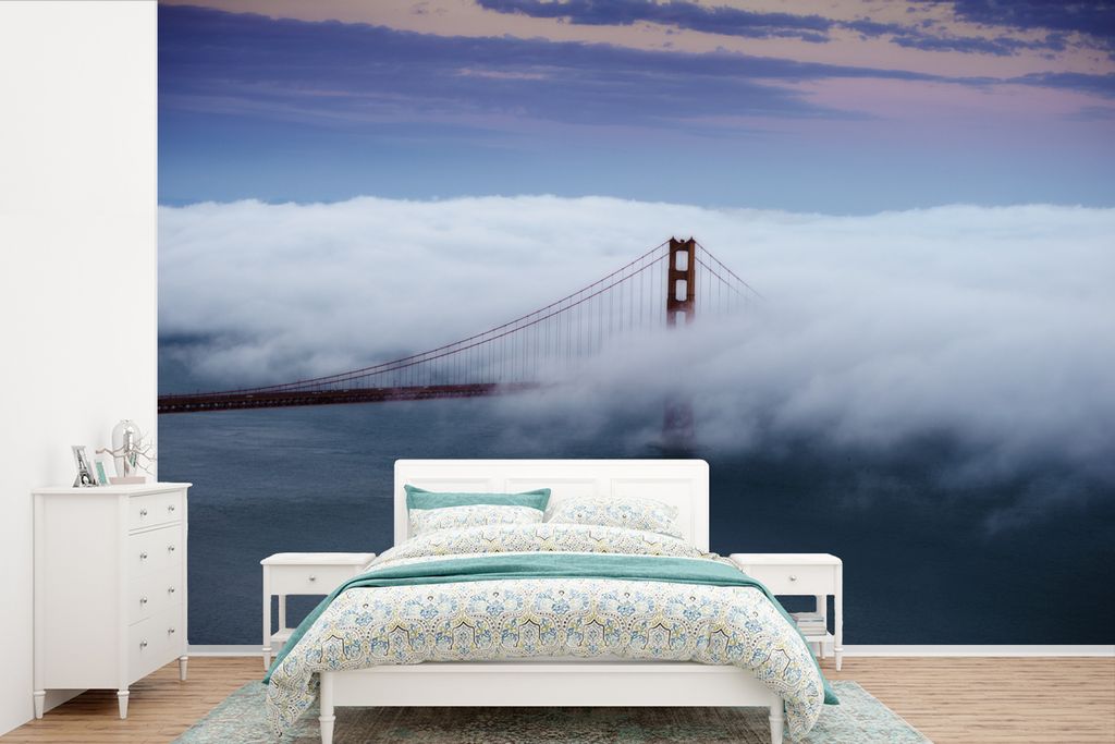 MuchoWow Fototapete für Wohnzimmer oder Schlafzimmer Wandtapete Vinyl Motivtapete Golden Gate Bridge von Wolkenvorhang getroffen - 390x260 cm - ...