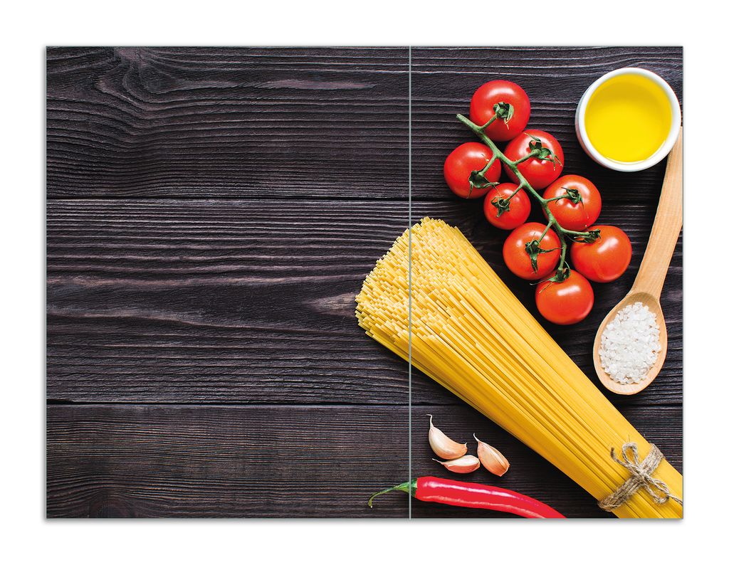 Wallario Herdabdeckplatte aus Glas, Größe 70 x 52 cm 2-teilig, Motiv Italienisches Menü mit Spaghetti, Tomaten, Salz und Chilischoten