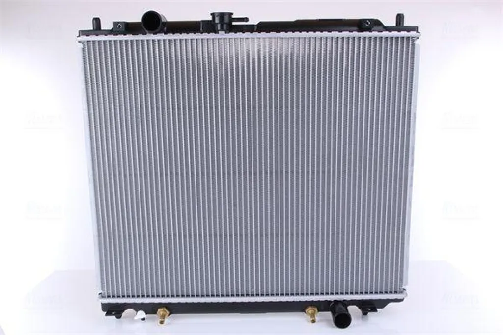 Évitez la surchauffe : Radiateur NISSENS 62802 pour Pajero OE MB890957
